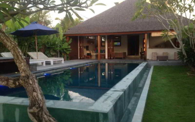 Sasha Villa