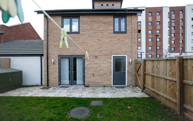 KVM - Quayside House