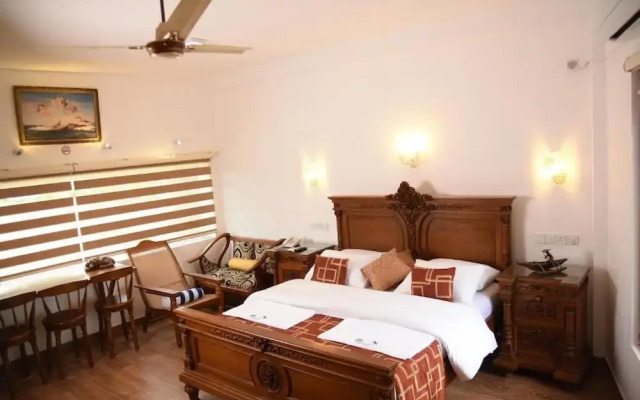 Scarlet White Resort