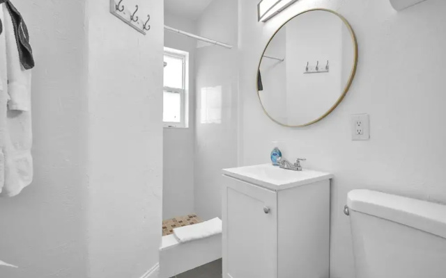 Beach Escape Corner Apartment