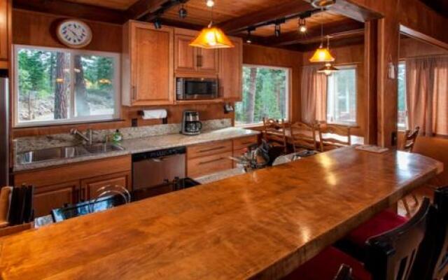 Pfeiffer Dog Friendly Cabin