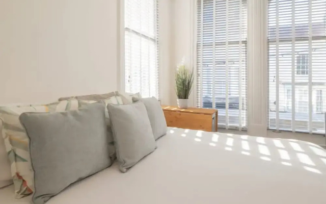 Host Stay Harbour Rest