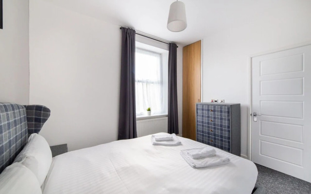 Oddfellows 5 Ensuite Double Room