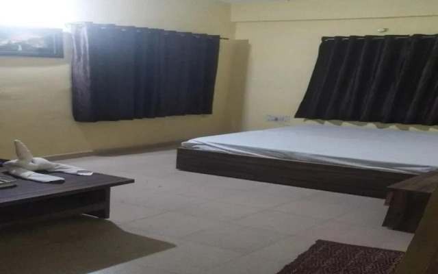 Spot On 80293 Hotel Virat Inn