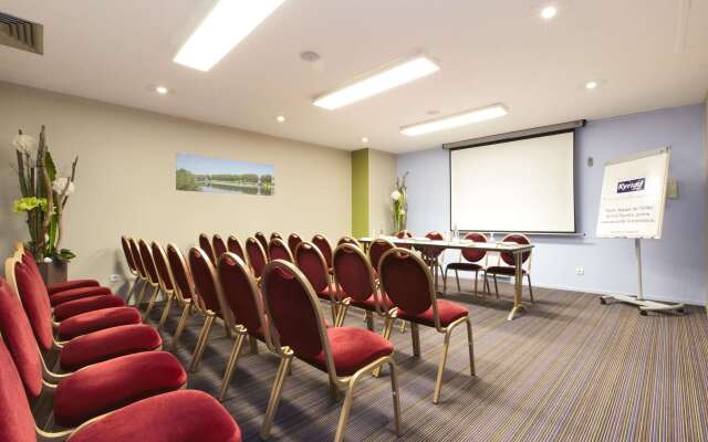 Kyriad Nevers Centre