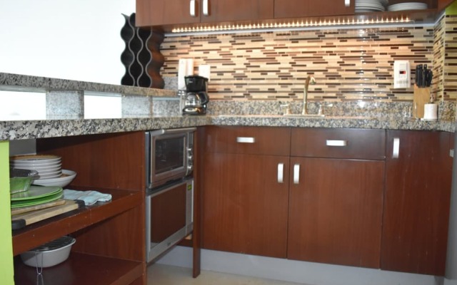 Quetzal Penthouse 2 rec