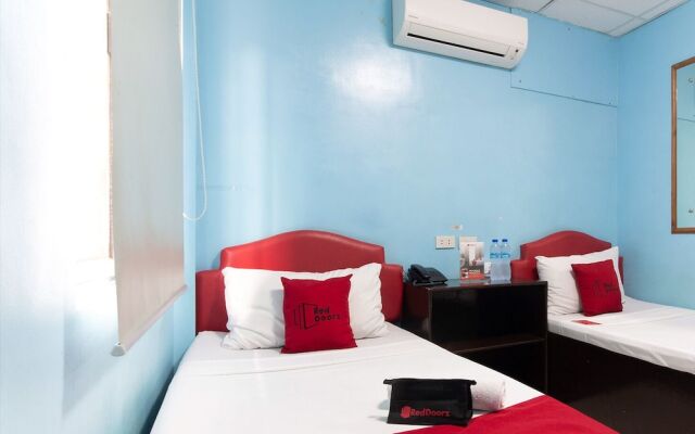 RedDoorz @ Picas Sagkahan Tacloban