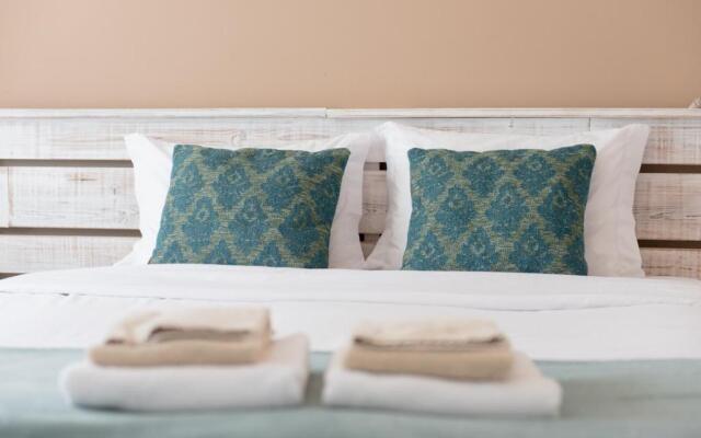 Laneez Ericeira Surf House - Hostel