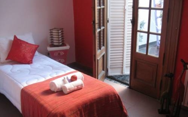 Reyna Violeta Bed & Breakfast