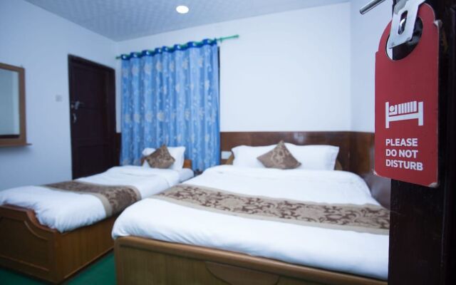 OYO 198 Hotel Lake Diamond
