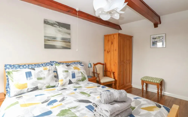 Compass Cottage