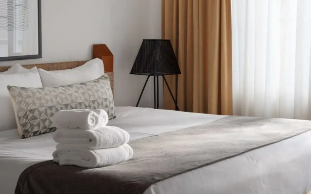 2Br Beach-near Suite Escape