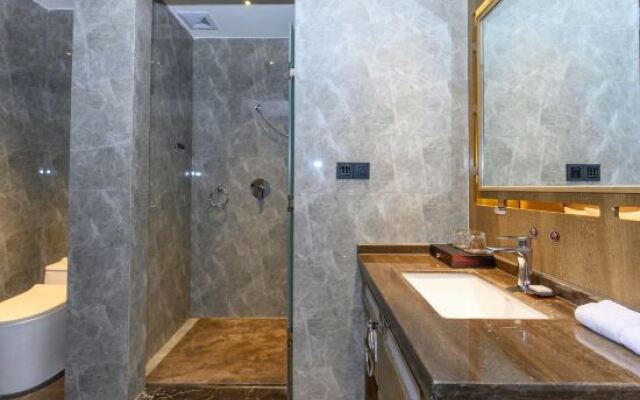 Hongman Hongfu Hotel (Guang'an Linshui Modern Life Hall)