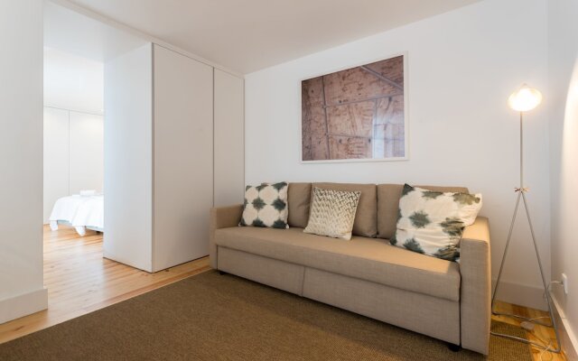 Chiado Studio and One-Bedroom Apartment - by LU Holidays