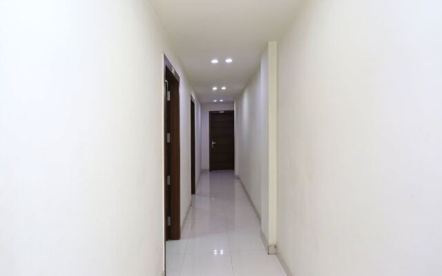 OYO 17280 Hotel Shivaay
