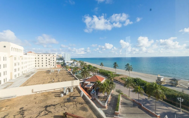 701 Ocean View Hollywood Beach