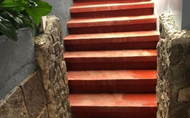 Grand Peninsula Suites