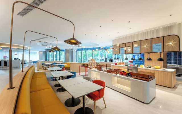 Holiday Inn Express Shanghai Hongqiao CBD by IHG