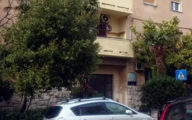 Studio apartment Agava with terrace near Old Town