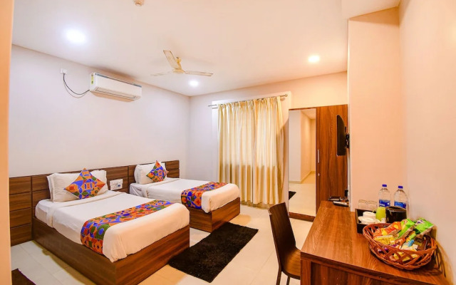 Hotel Royal Crystal by OYO Rooms