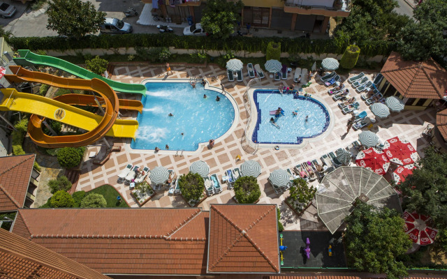 Villa Moonflower Aparts & Suites
