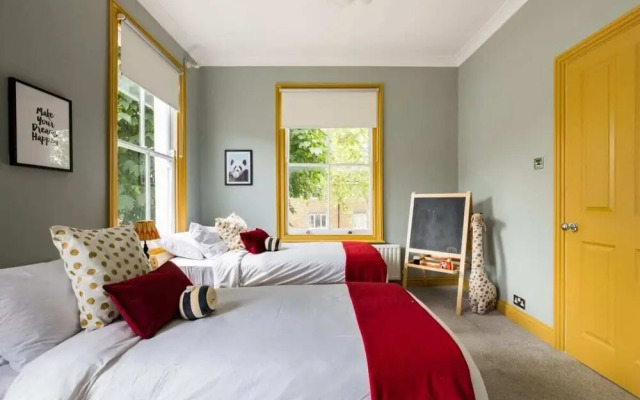 The Hackney Secret - Stylish 2bdr House With Garden, London