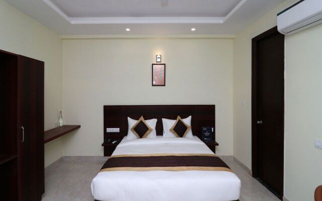 OYO 12074 Vikrant's Residency