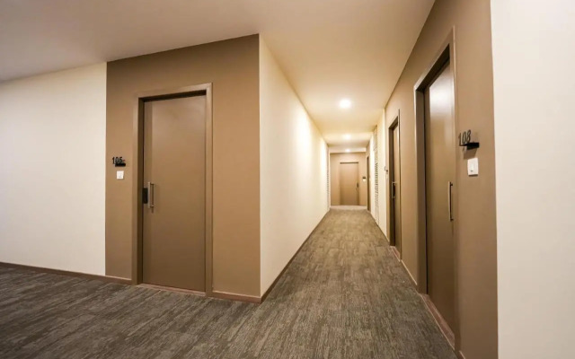 Casa Hotels and Suites Gachibowli