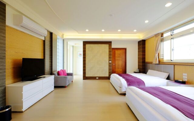 Season Villa