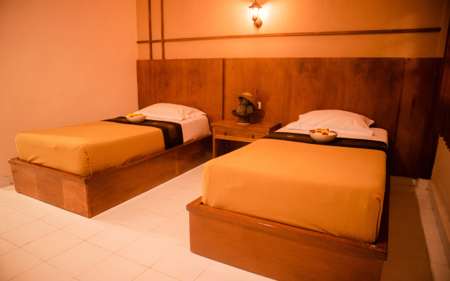 Suka Beach Inn – Guest Rooms – Kuta