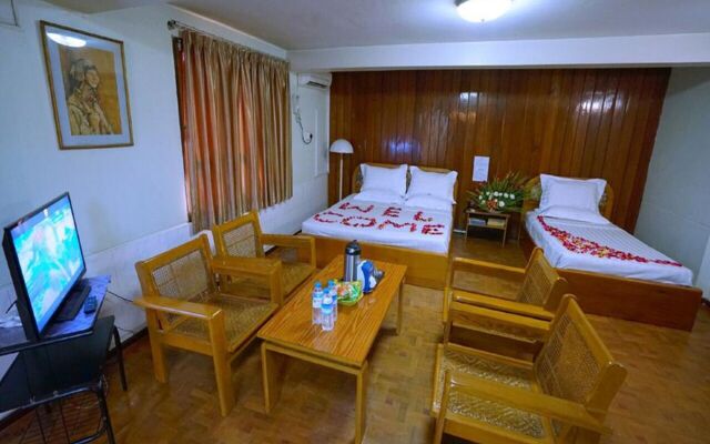 Taim Phyu Hotel Silver Cloud Hotel