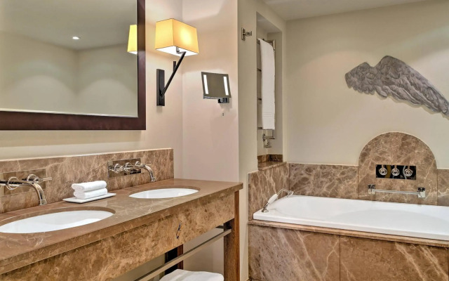Augustine, a Luxury Collection Hotel, Prague
