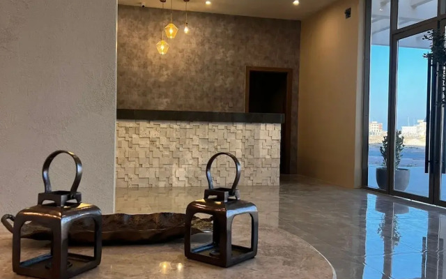 Lazöy Hotel