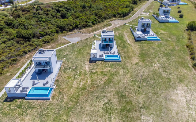 Continent Villas