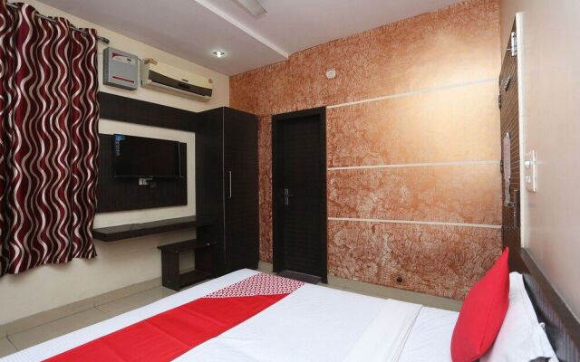 OYO 8869 Hotel-a-firoza