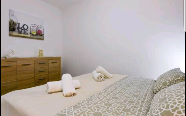 Deluxe Apartments Goya