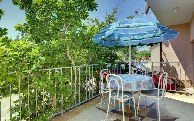Spacious Apartment in Medulin Near sea
