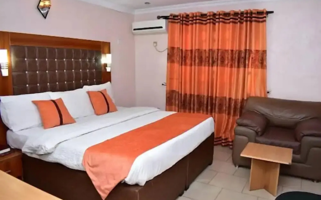 Rosrit Hotel and Suites