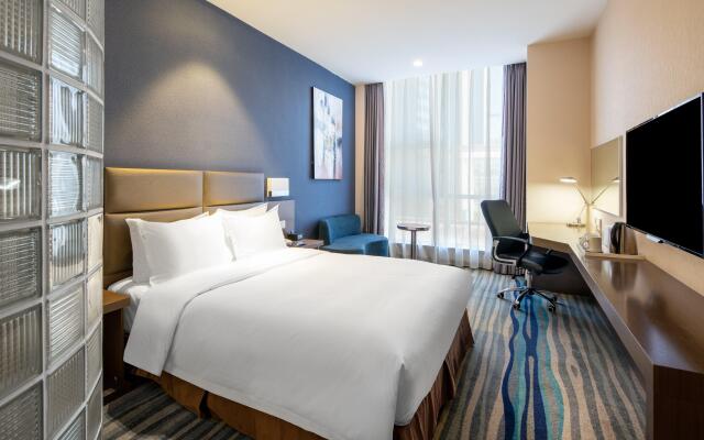 Holiday Inn Express Shenyang North Station by IHG