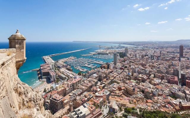 Отель Occidental Alicante