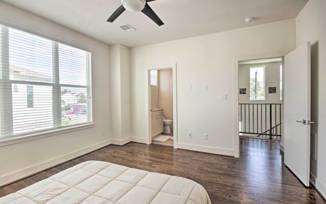 3-story Home Near Museums, Nightlife & Downtown!