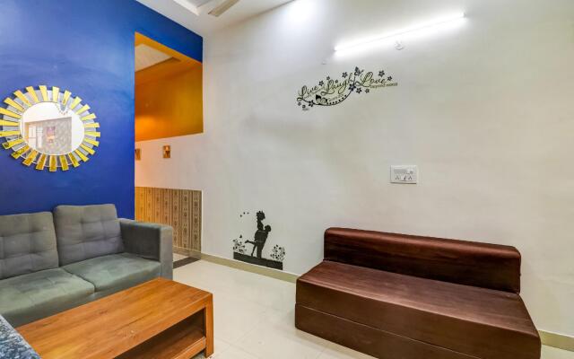 OYO 74060 Taj Residency