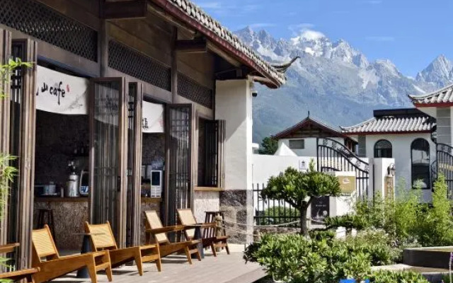 Yulong Mujianshan Homestay