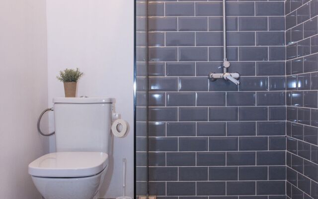MRG Apartments