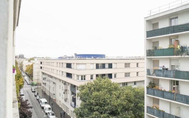 Hostnfly Apartments - Beautiful Bright Studio Near Père Lachaise