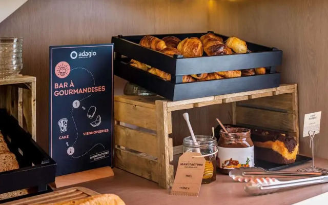 Aparthotel Adagio Access Paris Massy Gare TGV