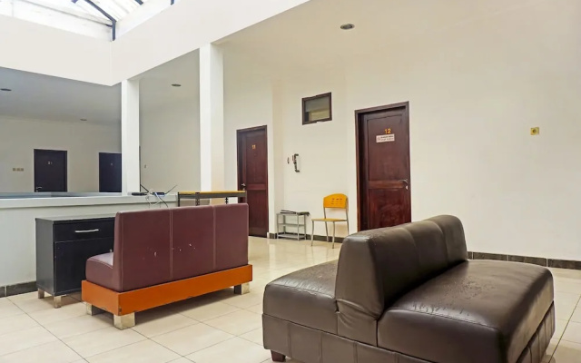 OYO 91349  Karawaci Taman Permata 3
