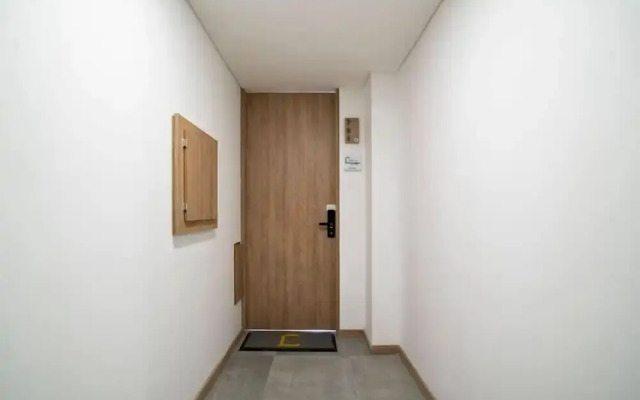 Uhaus 704