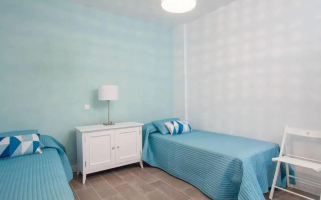 Sensacional Apartamento Junto a Palacio Real by Batuecas