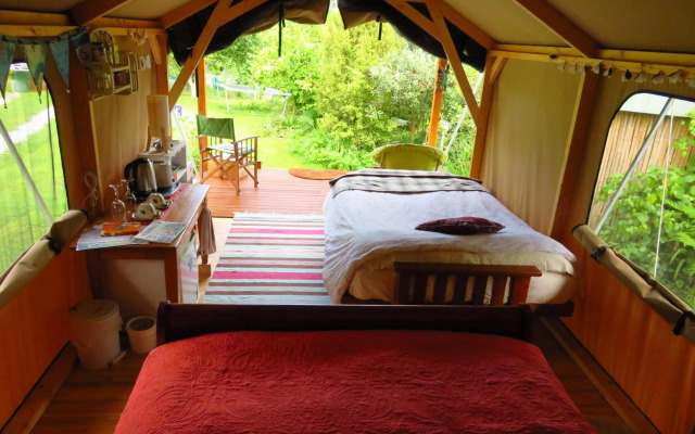 Omarama Oasis - Permaculture Glamping